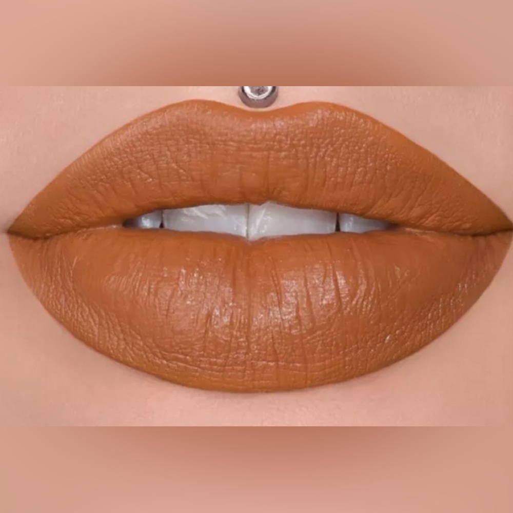 Plastic surgery velvet trap jeffree Star